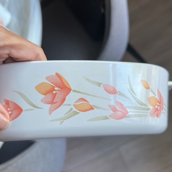 #2 Liter Corningware Peach Floral Pattern Casserole Dish - Picture 2 of 5